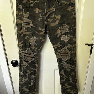 Men's Platform Camouflage Distressed Jeans